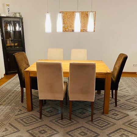 Fewo Luxus Wohnung Im Eigenen Ferienhaus, 120 Qm, Naehe Regensburg Mit Balkon, Terrasse & Garten, Gute Zuganbindung Laaber Exterior foto
