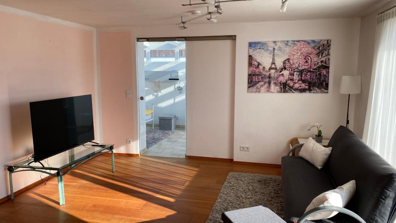 Fewo Luxus Wohnung Im Eigenen Ferienhaus, 120 Qm, Naehe Regensburg Mit Balkon, Terrasse & Garten, Gute Zuganbindung Laaber Exterior foto
